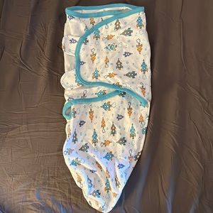 Swaddle me sleepsack/swaddle